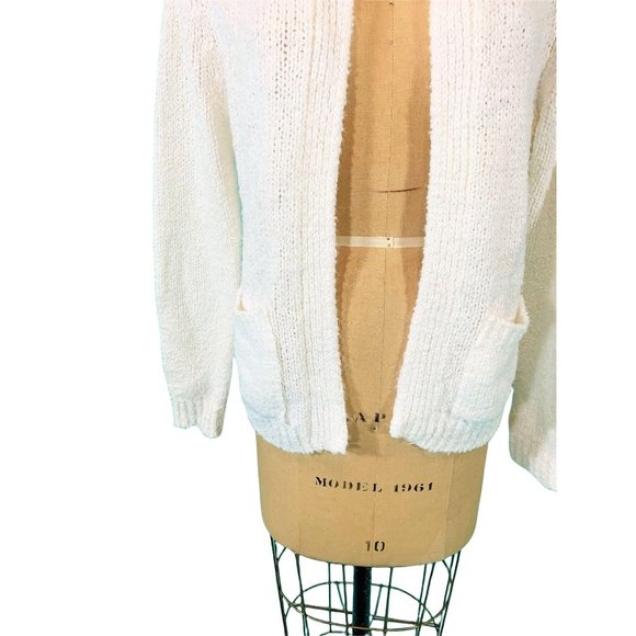 Vintage 1980s Chunky Cardigan Solid White Pocketed Open Sweater - Picture 4 of 10